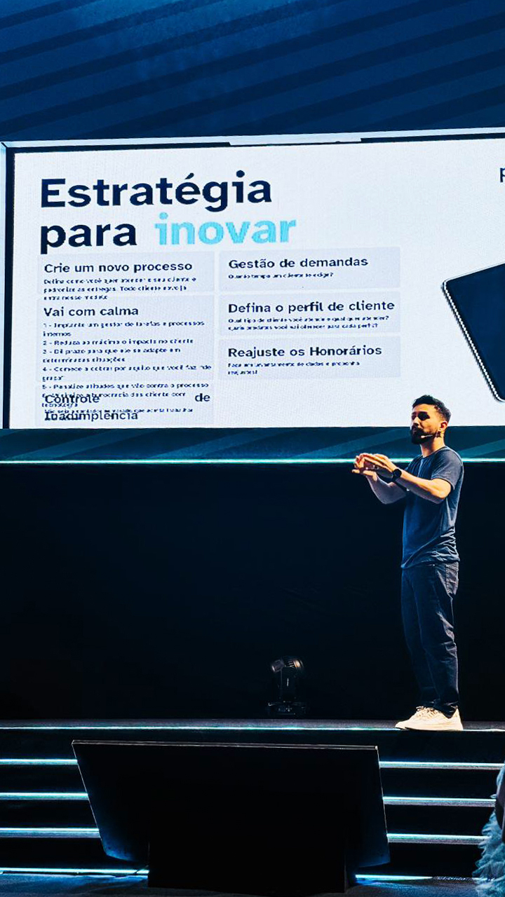 Equipe Perfil marca presença no evento Ponto Fora da Curva